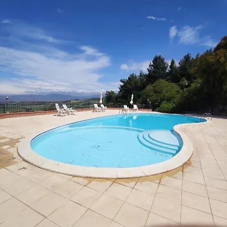 דירה Incantevole 2 Bedroom Pool