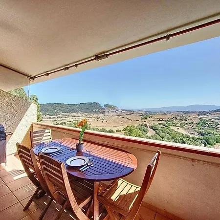 דירה Incantevole 2 Bedroom Pool קאסטלסארדו