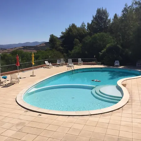 Incantevole 2 Bedroom Pool * קאסטלסארדו